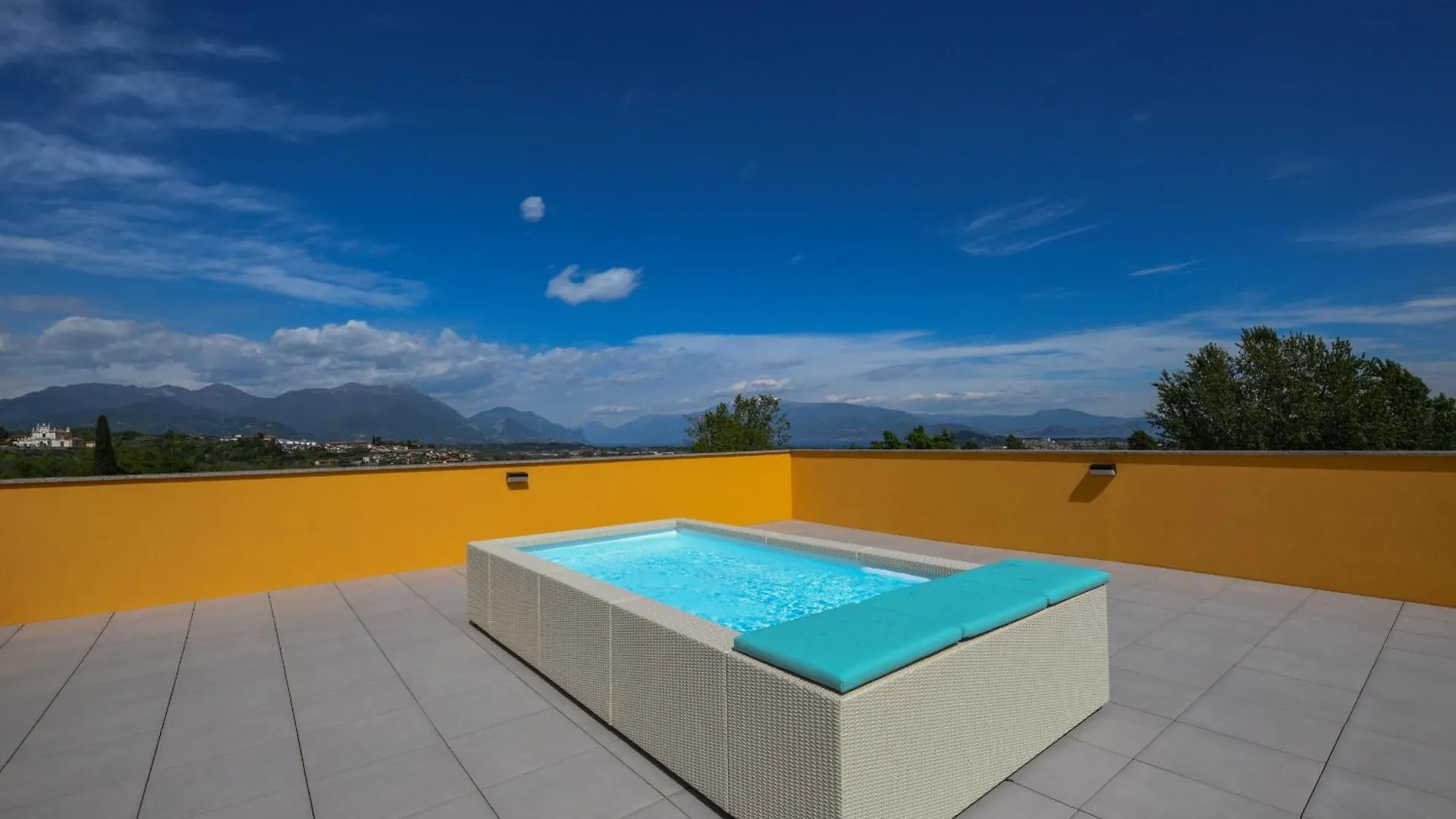 Farm stay Agriturismo I Sentieri Del Vino - Lago Lucone Polpenazze del Garda