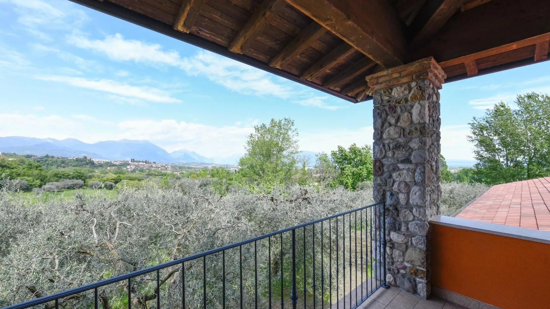 Agriturismo I Sentieri Del Vino - Lago Lucone Polpenazze del Garda